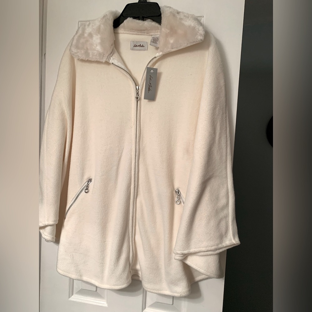 NWT Poncho